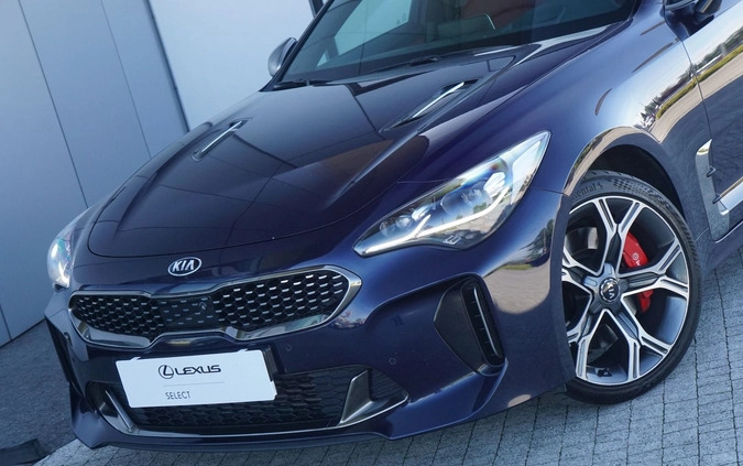 Kia Stinger cena 157900 przebieg: 129000, rok produkcji 2018 z Żagań małe 407